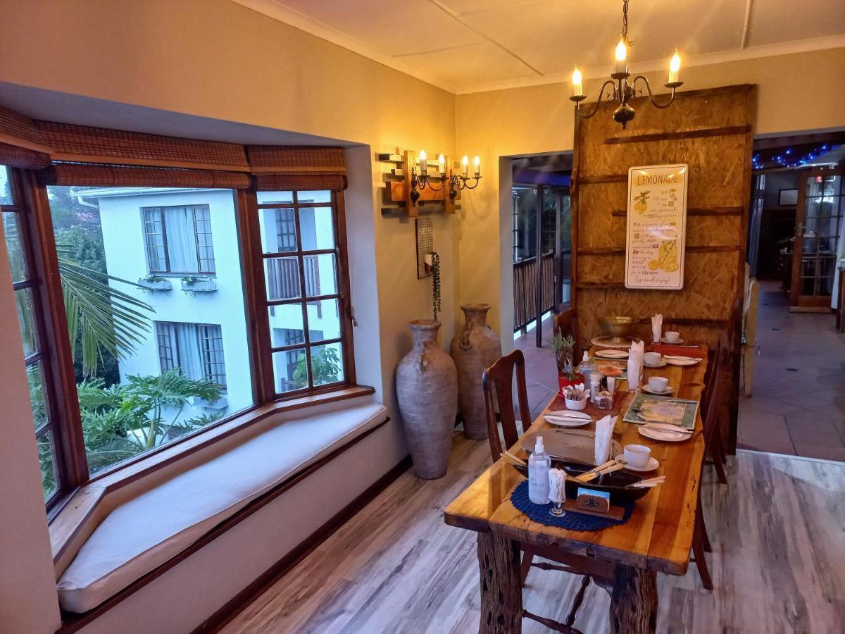 Woodleigh Guest Lodge Ист-Лондон Экстерьер фото