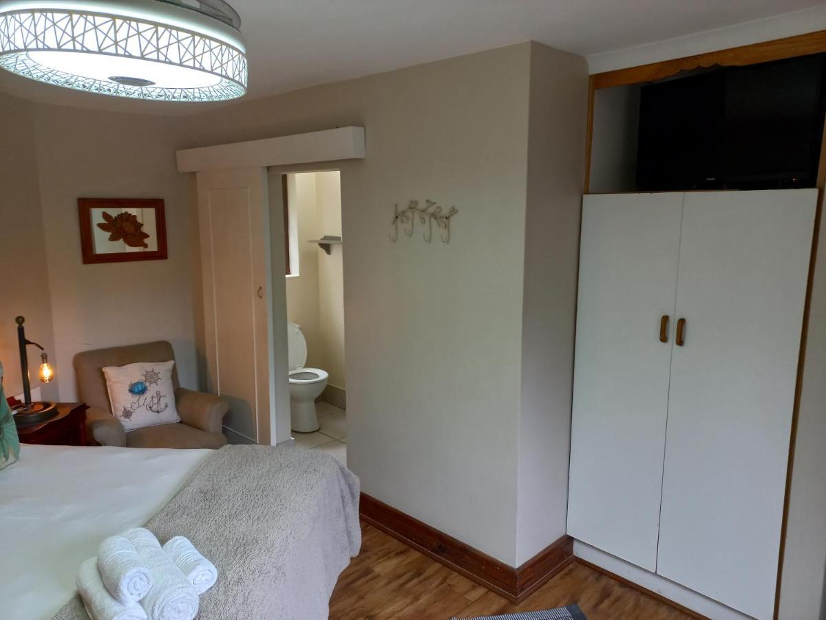 Woodleigh Guest Lodge Ист-Лондон Экстерьер фото